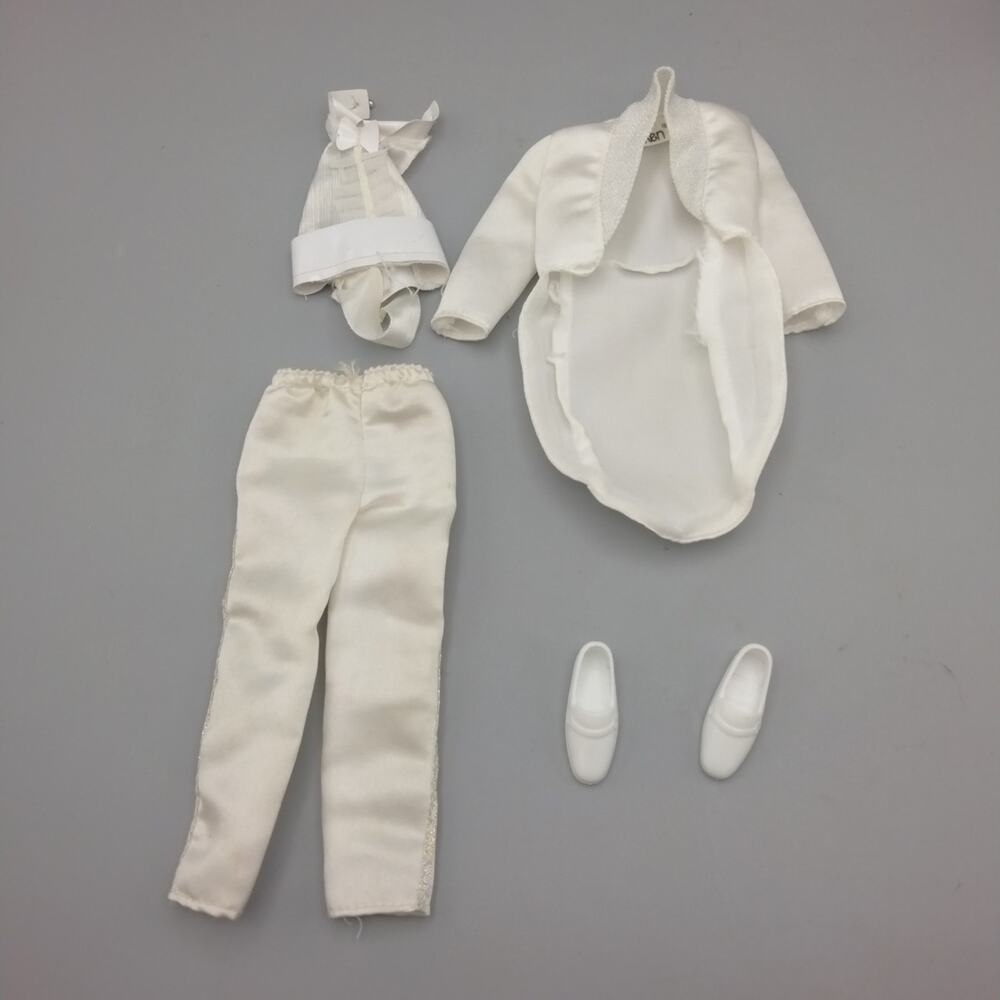 Malibu Sun Gold Ken Doll & Wedding of the Year Party Tropical Swim Vintage 1980s
